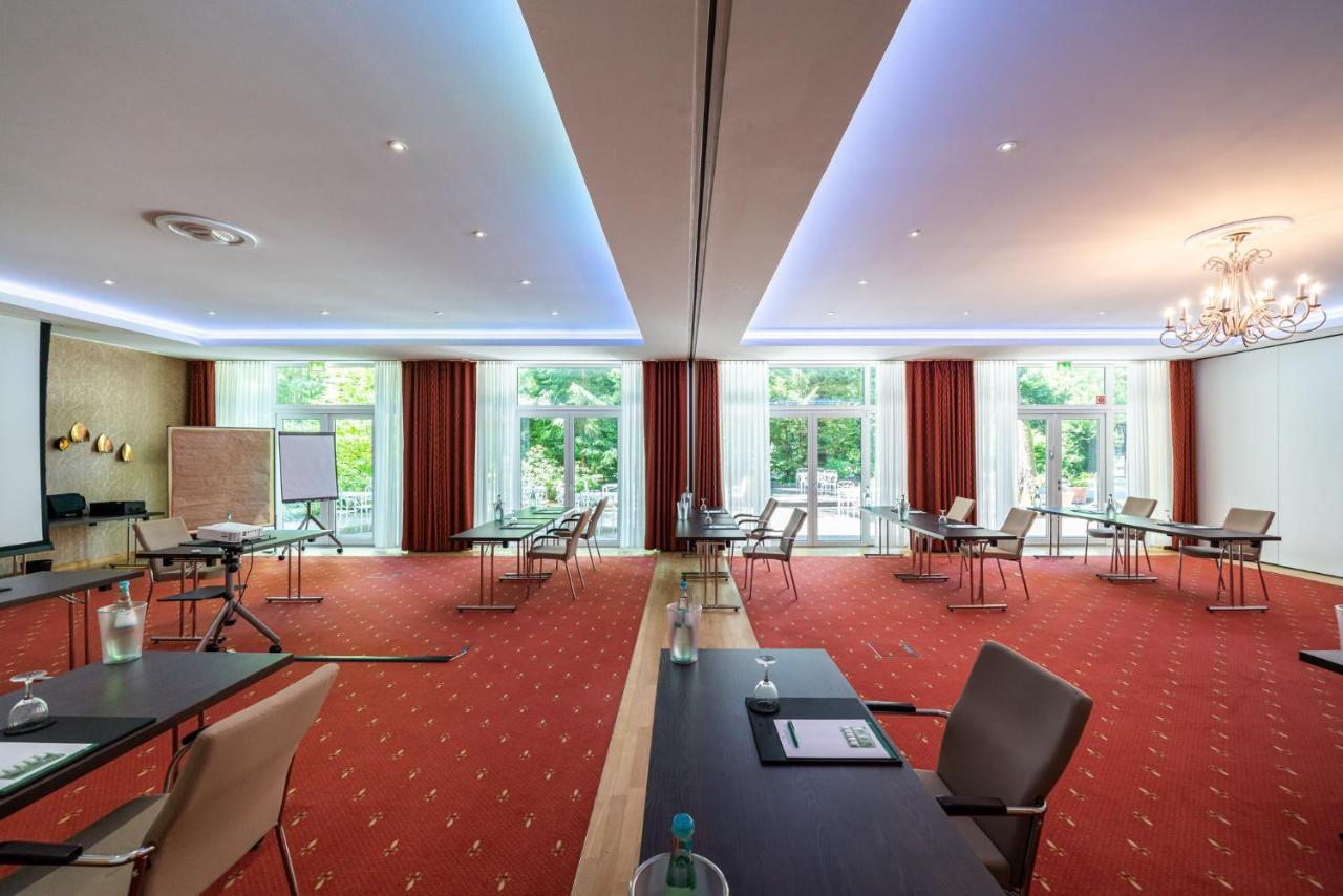 Waldhotel Tannenhaeuschen Wesel  Bagian luar foto