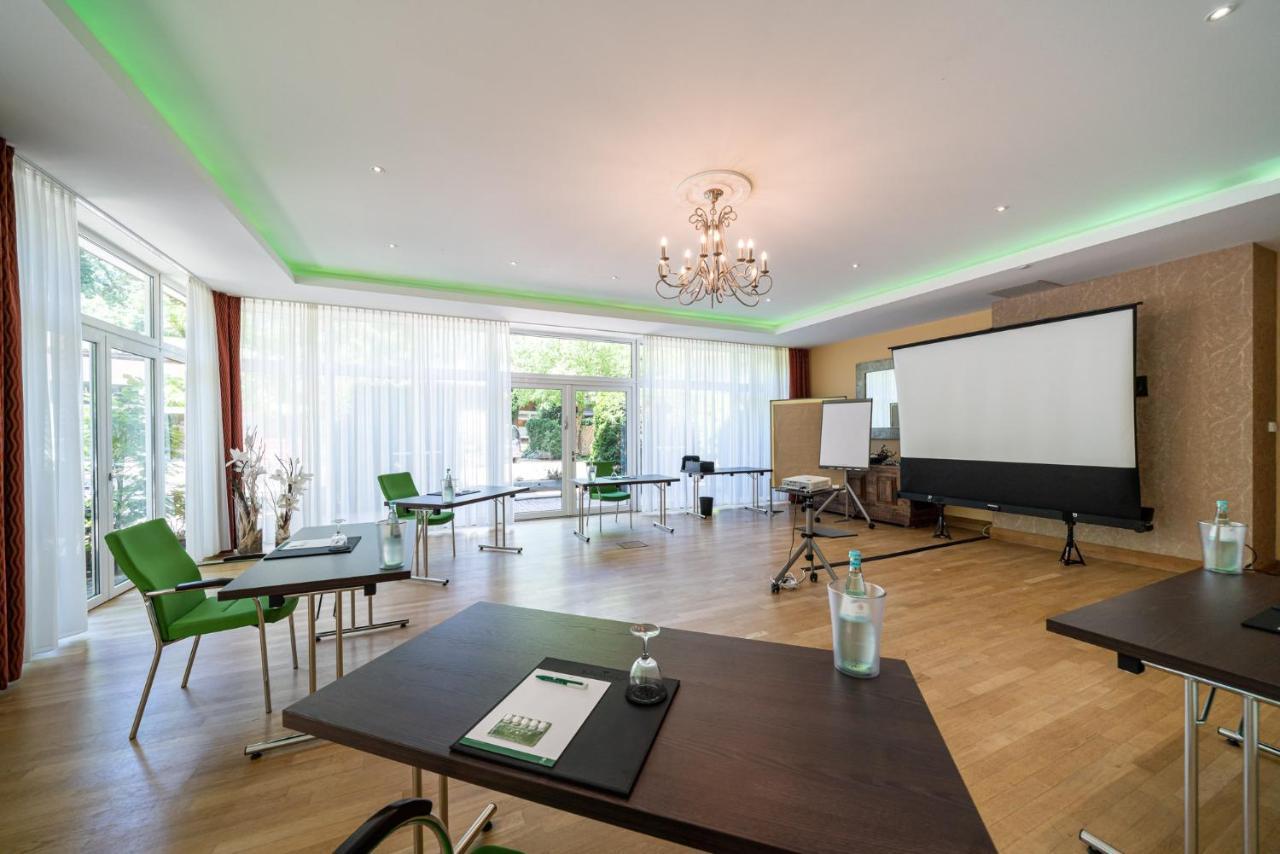Waldhotel Tannenhaeuschen Wesel  Bagian luar foto