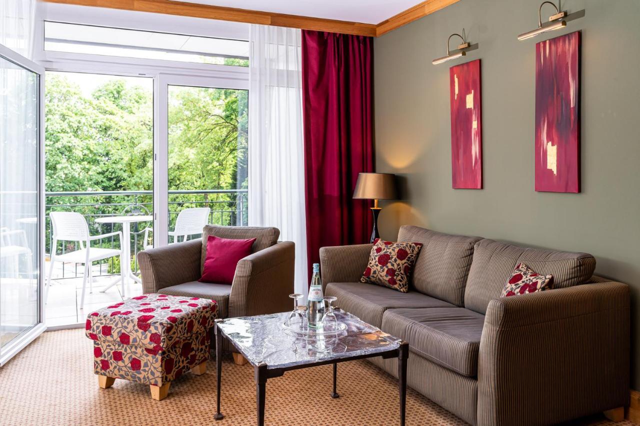 Waldhotel Tannenhaeuschen Wesel  Bagian luar foto